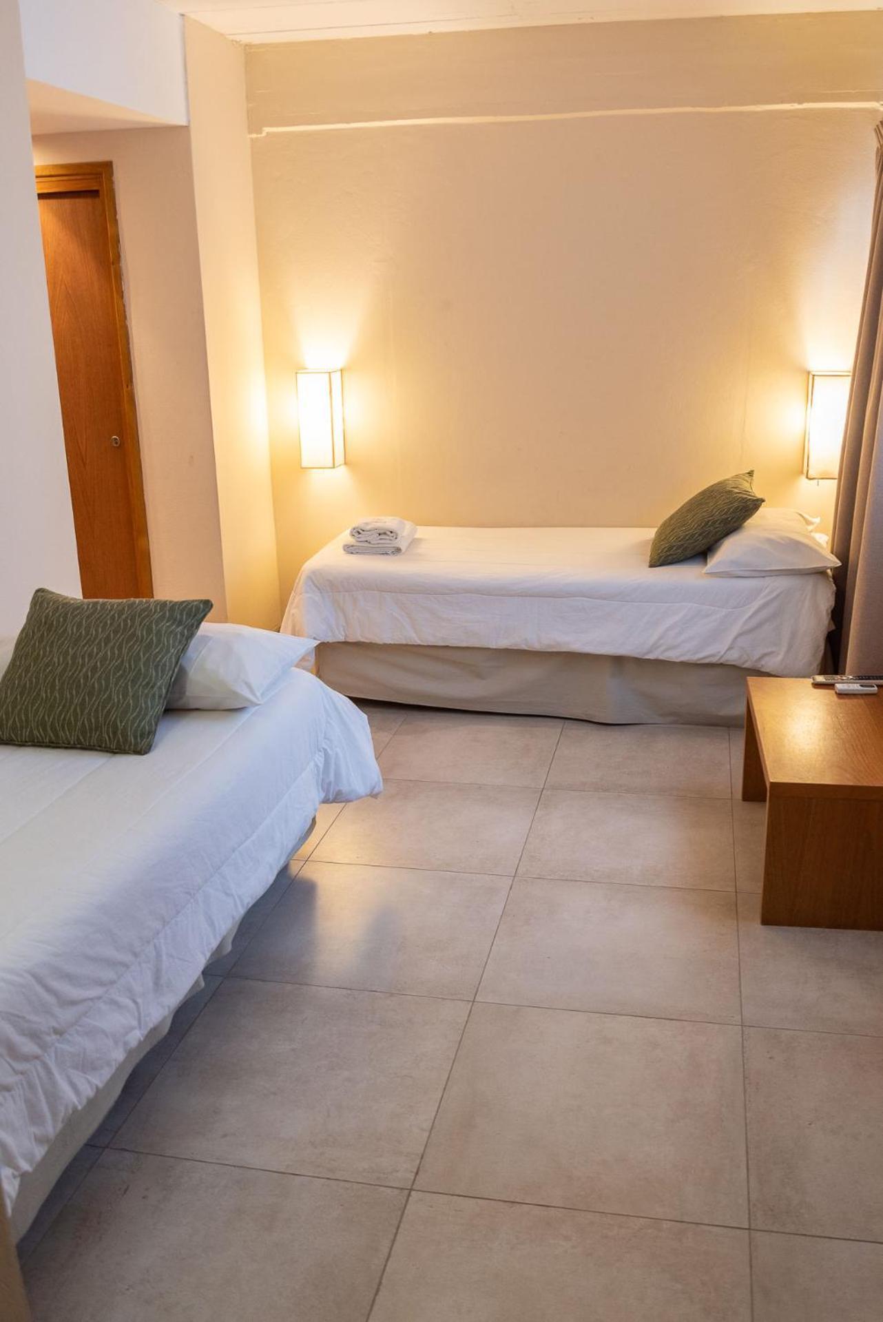 Fonte Arcada Hotel Villa Gesell Quarto foto