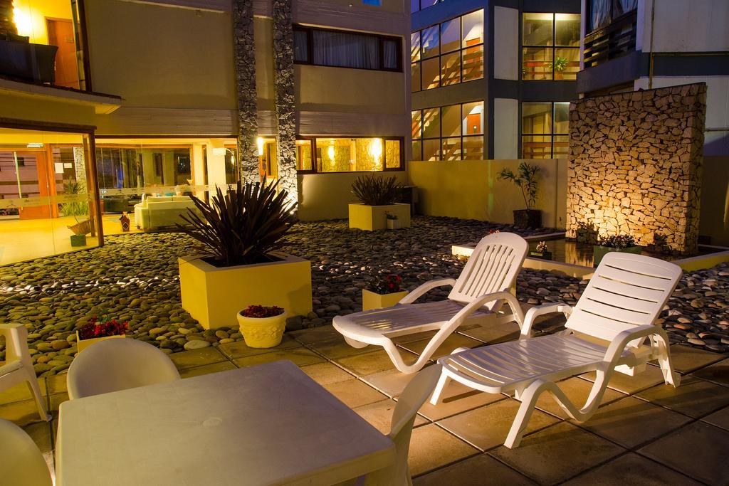 Fonte Arcada Hotel Villa Gesell Exterior foto